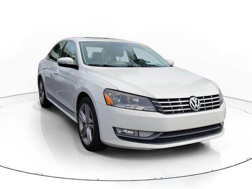 2013 Volkswagen Passat 2.0 TDI SEL Premium