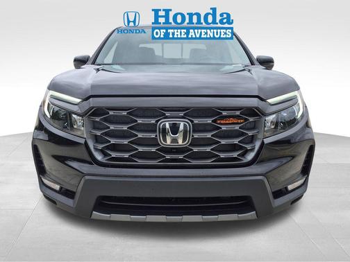 Crystal Black Pearl 2026 Honda Ridgeline TrailSport