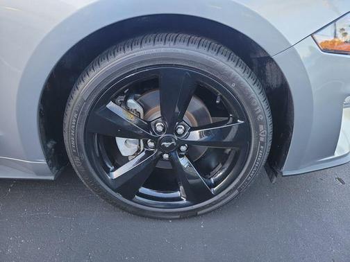 2022 Ford Mustang EcoBoost