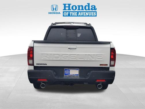 Platinum White Pearl 2026 Honda Ridgeline TrailSport