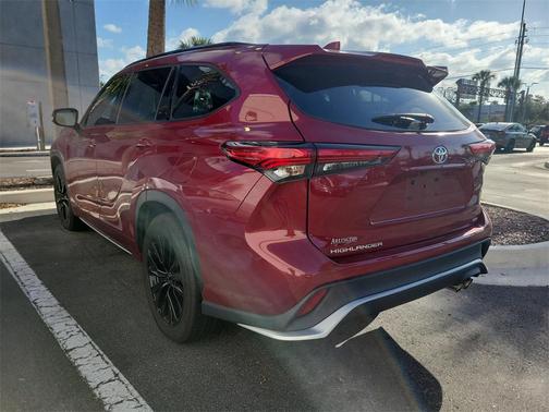 2023 Toyota Highlander XSE