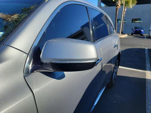 2017 Acura MDX 3.5L w/Technology Package