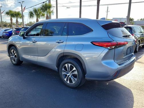 2020 Toyota Highlander XLE