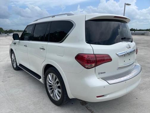2017 INFINITI QX80 Base