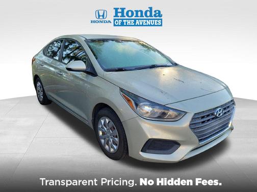 Linen Beige 2018 Hyundai Accent SE