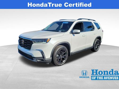 2025 Honda Pilot Touring 8-Passenger
