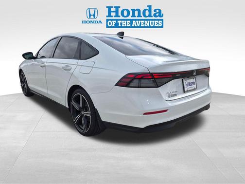 Platinum White Pearl 2026 Honda Accord SE