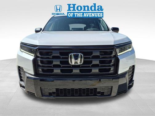 Platinum White Pearl 2026 Honda Pilot Sport