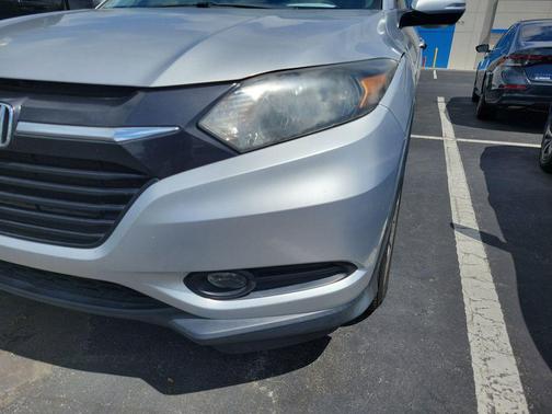 Alabaster Silver Metallic 2016 Honda HR-V EX
