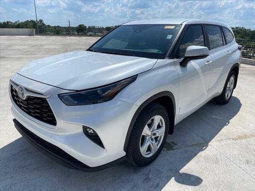 2023 Toyota Highlander Hybrid LE