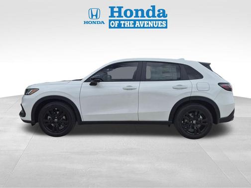 Platinum White Pearl 2027 Honda HR-V Sport