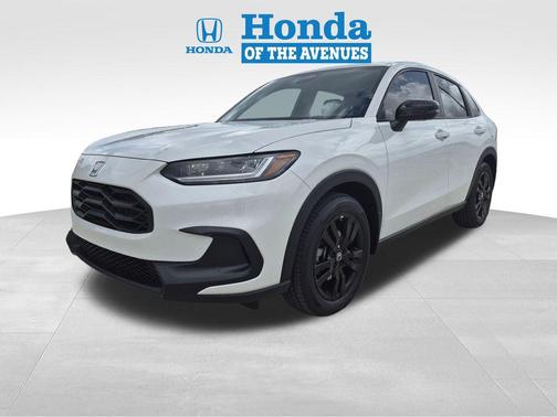 Platinum White Pearl 2027 Honda HR-V Sport