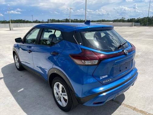 2021 Nissan Kicks S