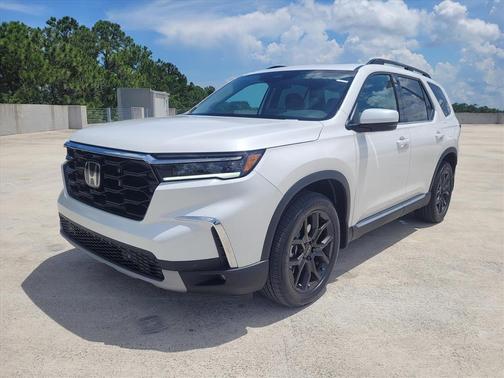 2025 Honda Pilot Touring 8-Passenger