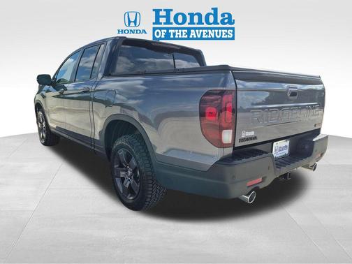 Modern Steel Metallic 2026 Honda Ridgeline TrailSport