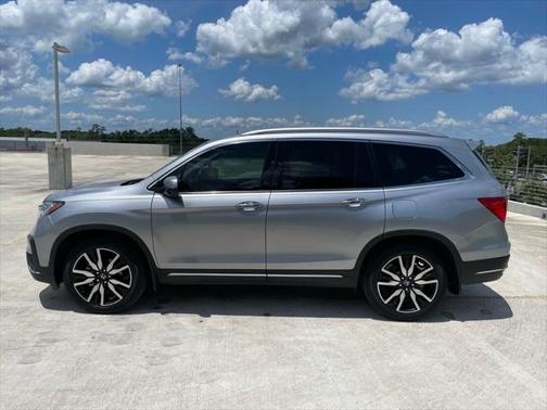 2020 Honda Pilot Touring 8-Passenger