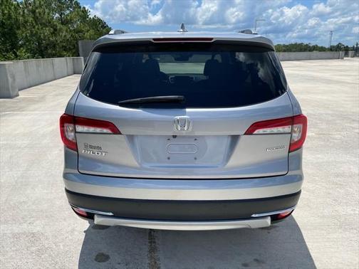 2020 Honda Pilot Touring 8-Passenger