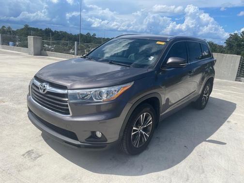2016 Toyota Highlander XLE