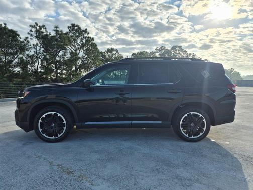2026 Honda Pilot Touring 8-Passenger