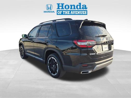 2026 Honda Pilot Touring 8-Passenger