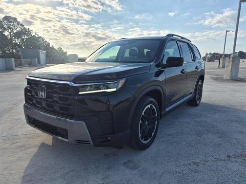2026 Honda Pilot Touring 8-Passenger