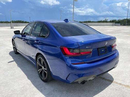 2022 BMW 330 xDrive