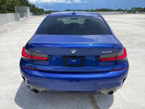 2022 BMW 330 xDrive