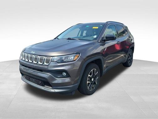 Granite Crystal Metallic Clearcoat 2022 Jeep Compass Latitude