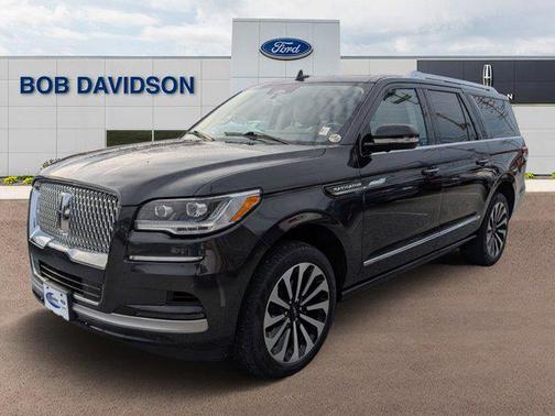 2023 Lincoln Navigator Reserve