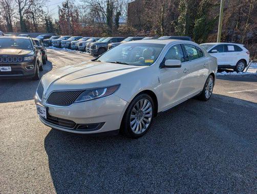 2014 Lincoln MKS Base