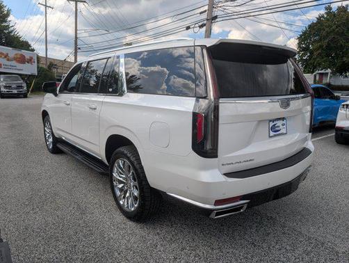 2021 Cadillac Escalade ESV Premium Luxury