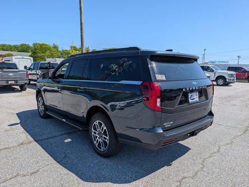 Stone Blue Metallic 2026 Ford Expedition Max Active 4x4