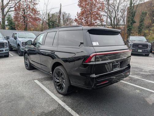 2025 Lincoln Navigator Reserve