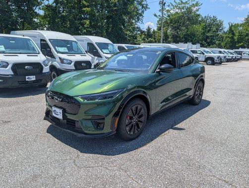 2025 Ford Mustang Mach-E Premium