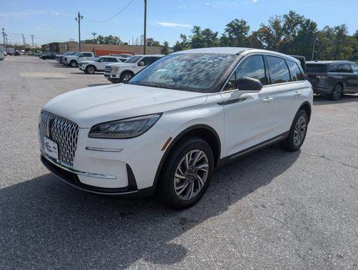 2025 Lincoln Corsair Premiere