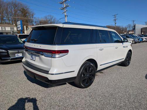2022 Lincoln Navigator Reserve