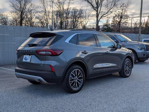 2023 Ford Escape PHEV Base