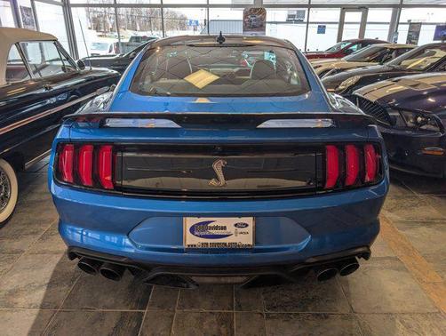 2021 Ford Shelby GT500 Base