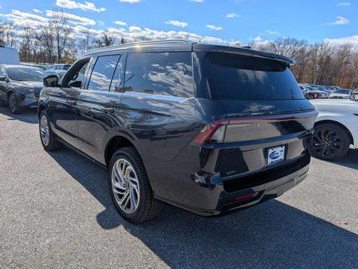 2025 Lincoln Navigator Reserve