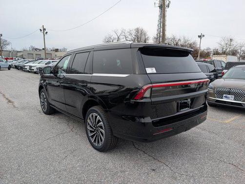 2025 Lincoln Navigator Black Label