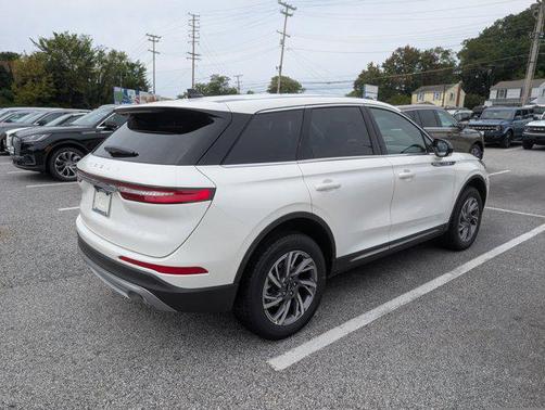 2025 Lincoln Corsair Premiere