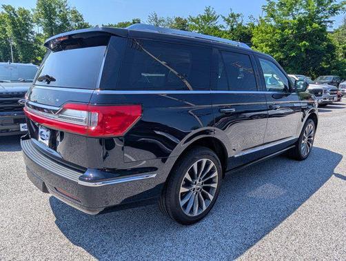 Signature Navy 2021 Lincoln Navigator Reserve