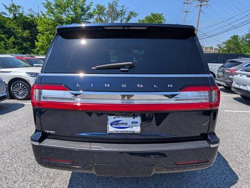 Signature Navy 2021 Lincoln Navigator Reserve
