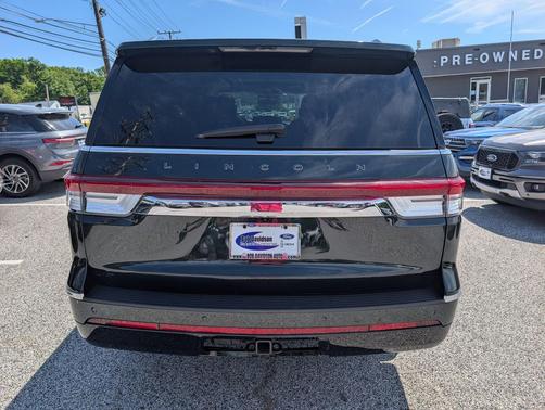 Green Metallic 2022 Lincoln Navigator Black Label