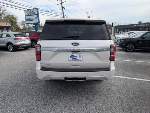 White Platinum Metallic Tri-Coat 2019 Ford Expedition Max Platinum