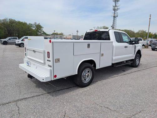Oxford White 2026 Ford F-350 XL