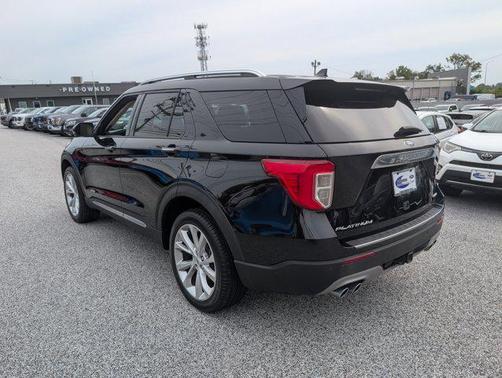 2022 Ford Explorer Platinum