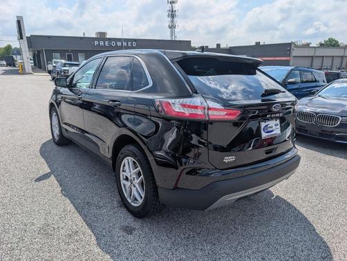 Agate Black Metallic 2022 Ford Edge SEL