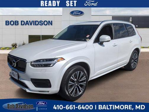 2021 Volvo XC90 T6 Momentum