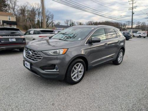 Carbonized Gray Metallic 2022 Ford Edge SEL